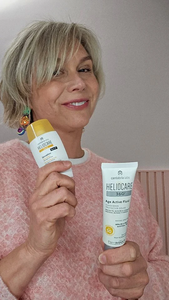 Vergeet je Helicare Spf zonbescherming voor het gezicht niet te schudden voor gebruik😉
#allureskincare #allureskinfusionbar #zonbescherming